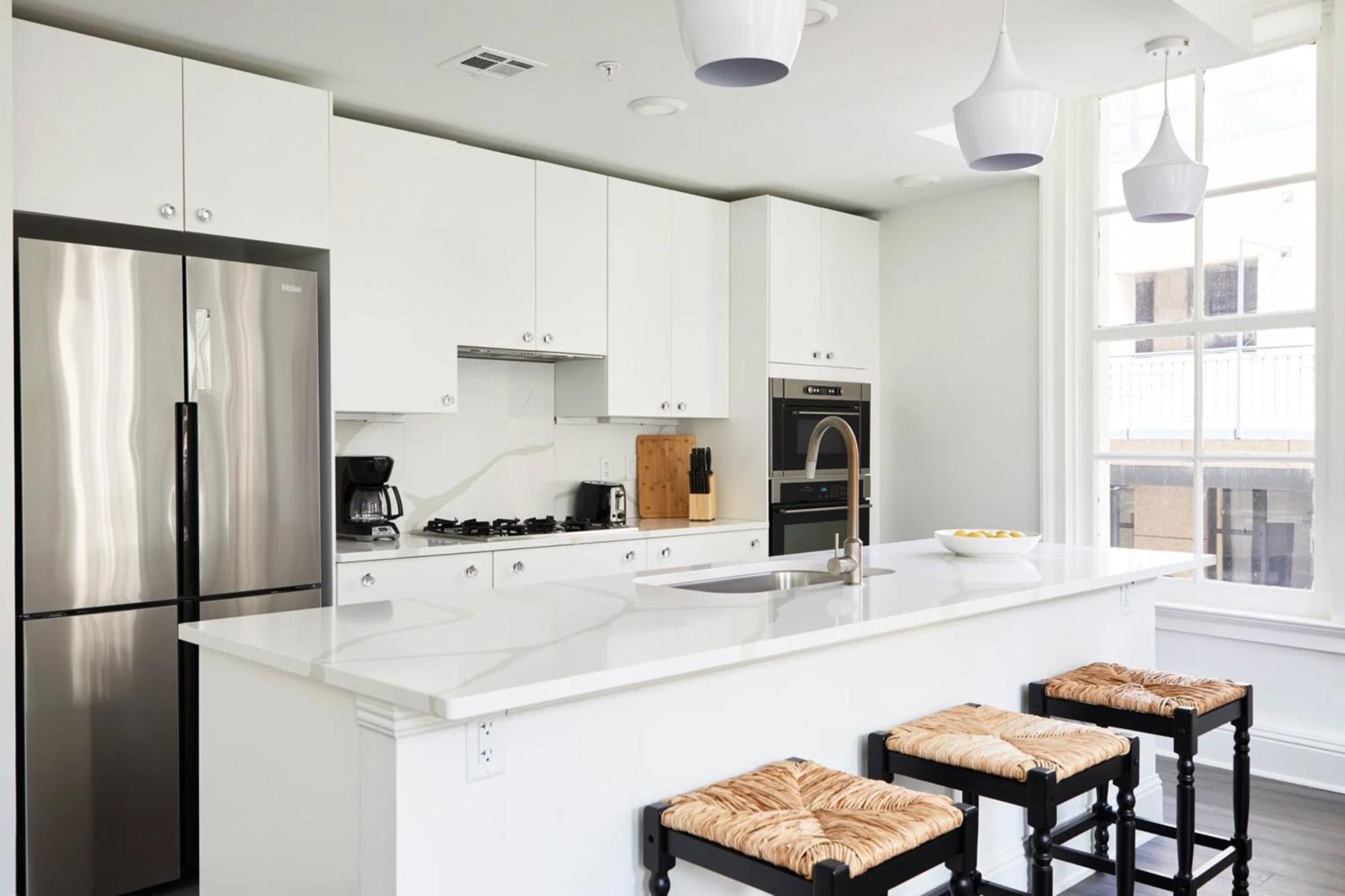 Roami At St. Charles Apartment Ню Орлиънс Стая снимка